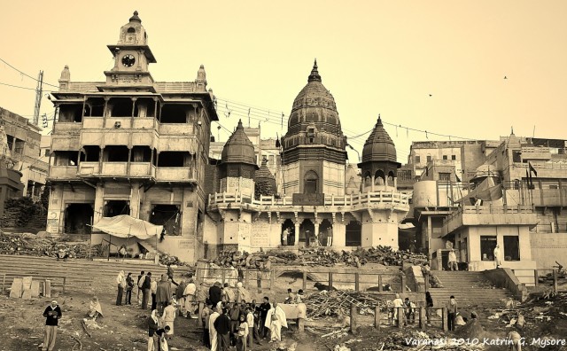 varanasi_201011.JPG varanasi_201011.JPG