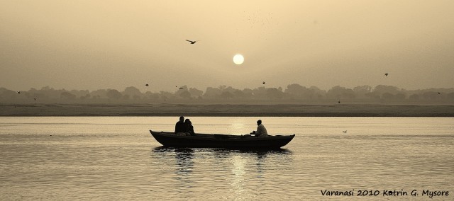 varanasi_20103.JPG varanasi_20103.JPG