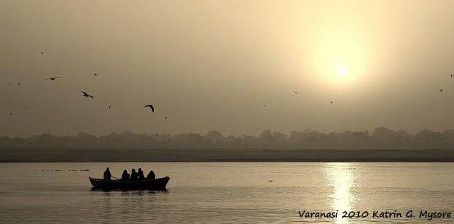 varanasi_20106.JPG varanasi_20106.JPG