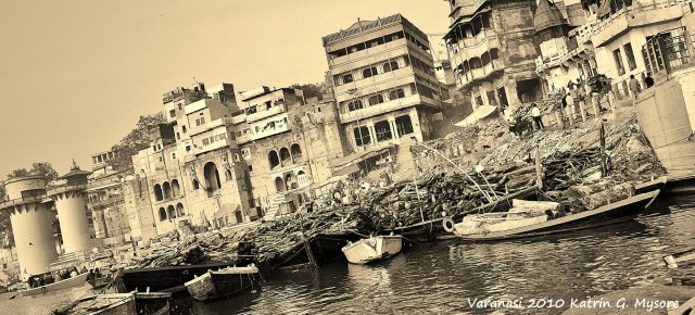 varanasi_20109.JPG varanasi_20109.JPG