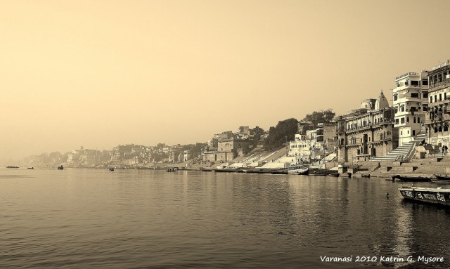 varanasi_201034.JPG