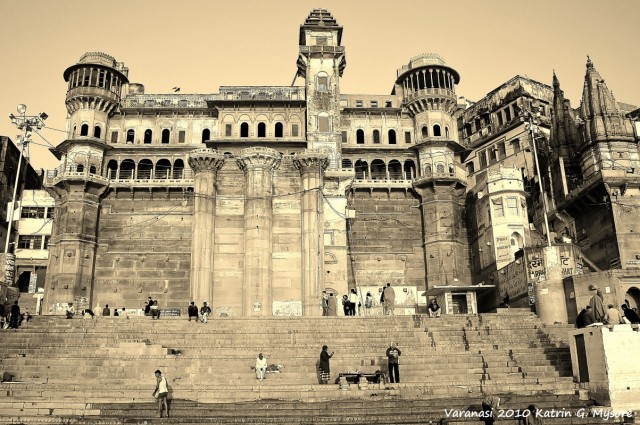 varanasi_201036.JPG