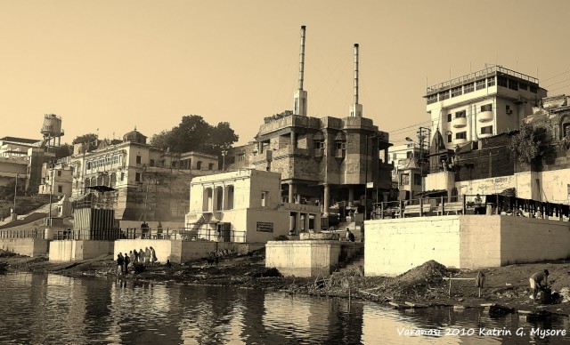 varanasi_201041.JPG