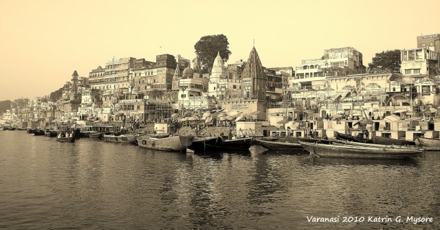 varanasi_201025.JPG