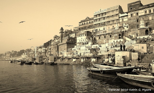 varanasi_201027.JPG