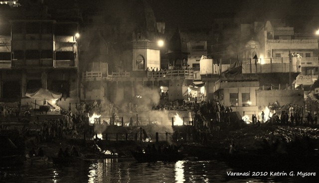 varanasi_201048.JPG