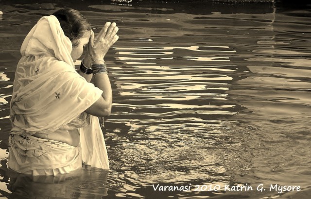 varanasi_201050.JPG