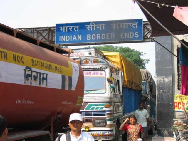 india06-032.preview.jpg